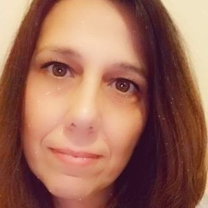 Meet your Posher, Adriana